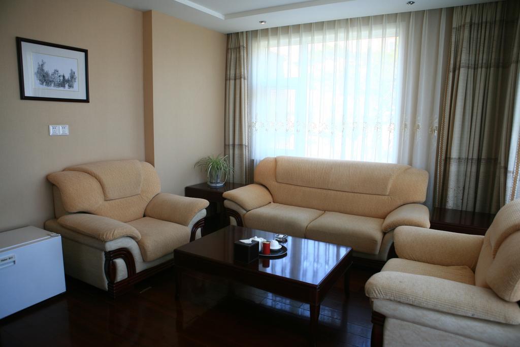 Qingdao Badaguan Jinxiuyuan Hotel Екстериор снимка